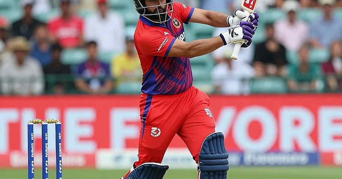 ড্রাফটে যাকে কেউ নেয়নি, তাকে নিল স্কর্চার্স: ফাতিমা সানার বিগ ব্যাশ চুক্তির ভেতরের হিসাব