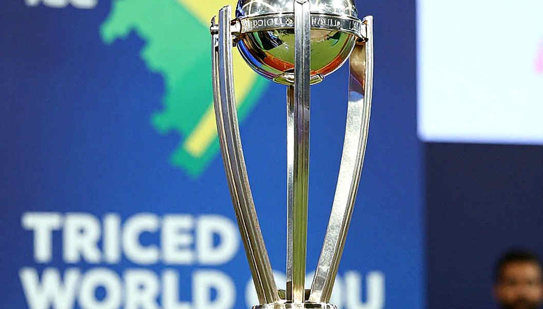 পেটের চোট, শুকনো কিংসমিড আর চতুর্থ সিমারের খোঁজ: ক্যামেরন গ্রিন ছাড়া অস্ট্রেলিয়ার ভারসাম্যের অঙ্ক